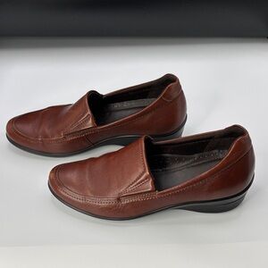 Ecco Women’s Size 38, US 7.5 to 8, Chestnut Leather Loafers Shoes